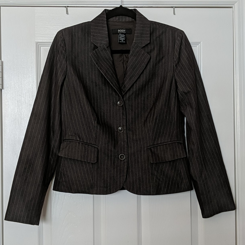 BODY by VICTORIA VS Pinstripe Blazer